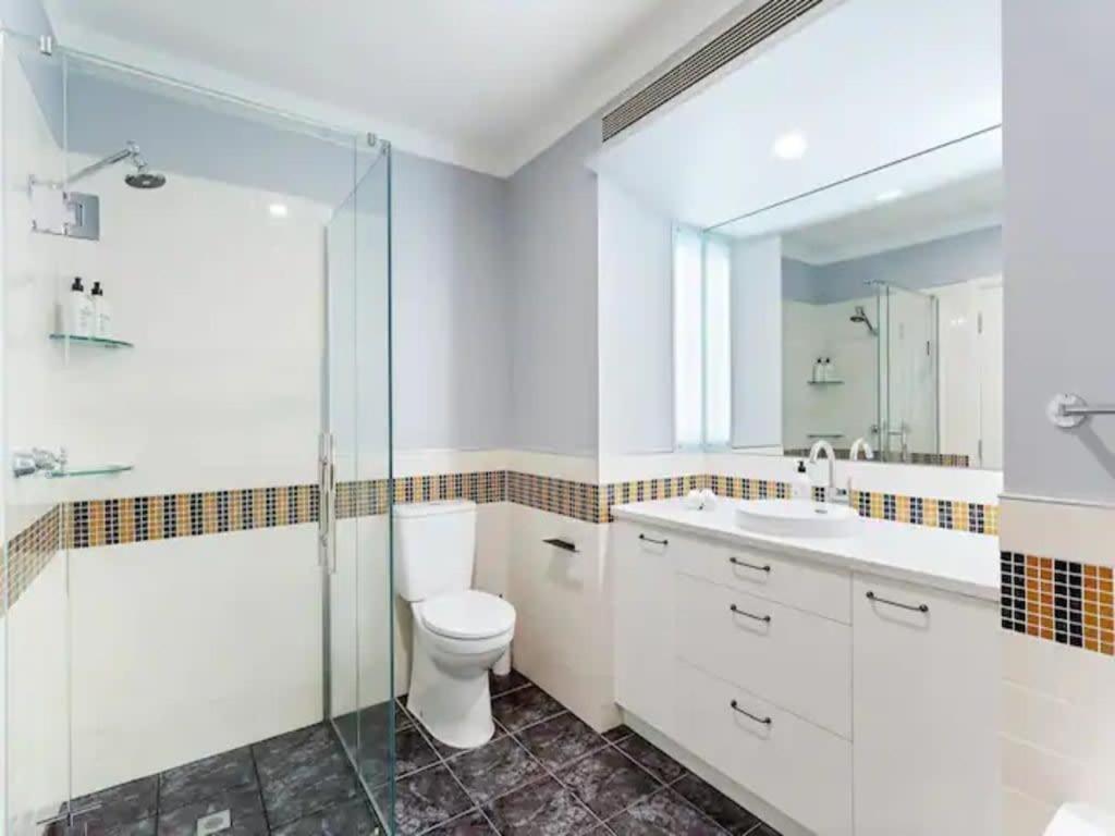 Lovely Bright Apartment With Balcony Pool And Gym Auckland Exterior foto